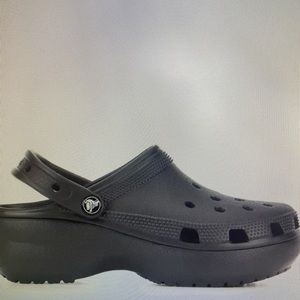 Women’s Crocs Classic Platform Clogs
